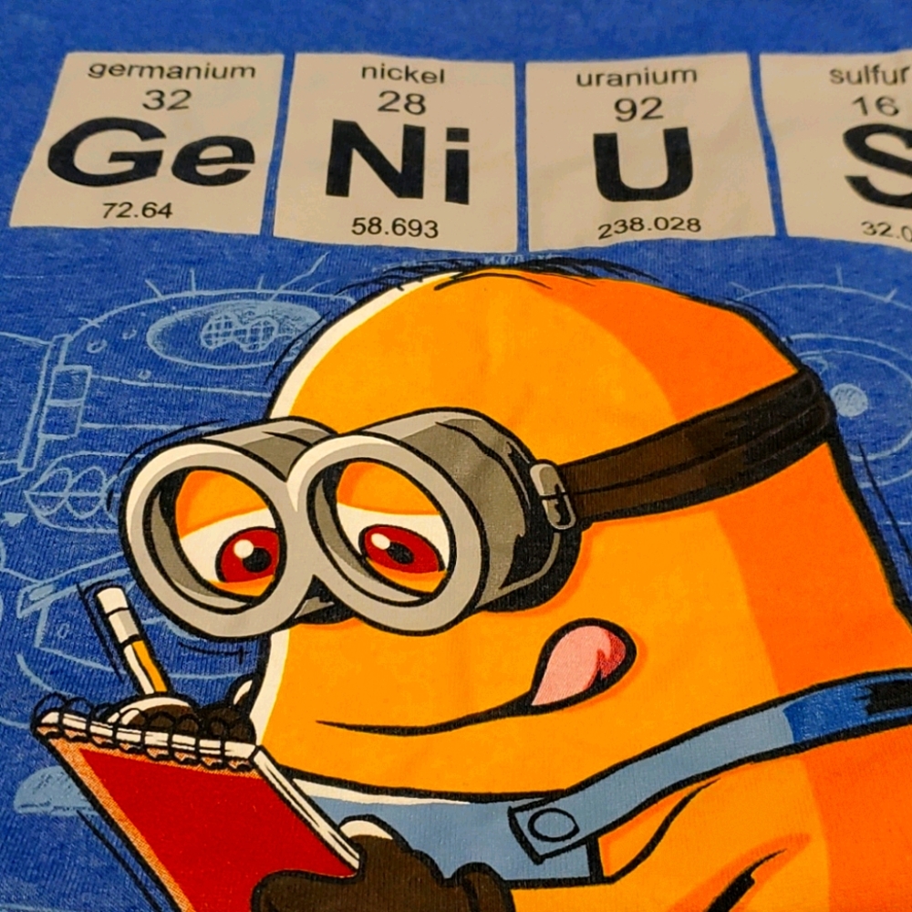 Minions shirt size large kids